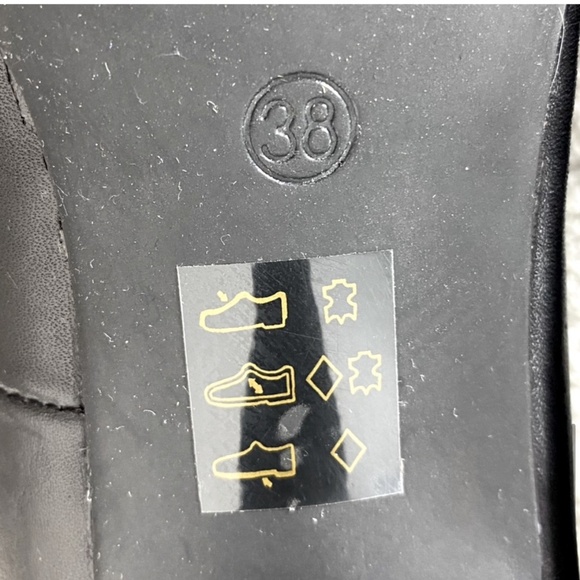 First Black Leather Round Toe Pumps Heels 38 - Picture 8 of 14